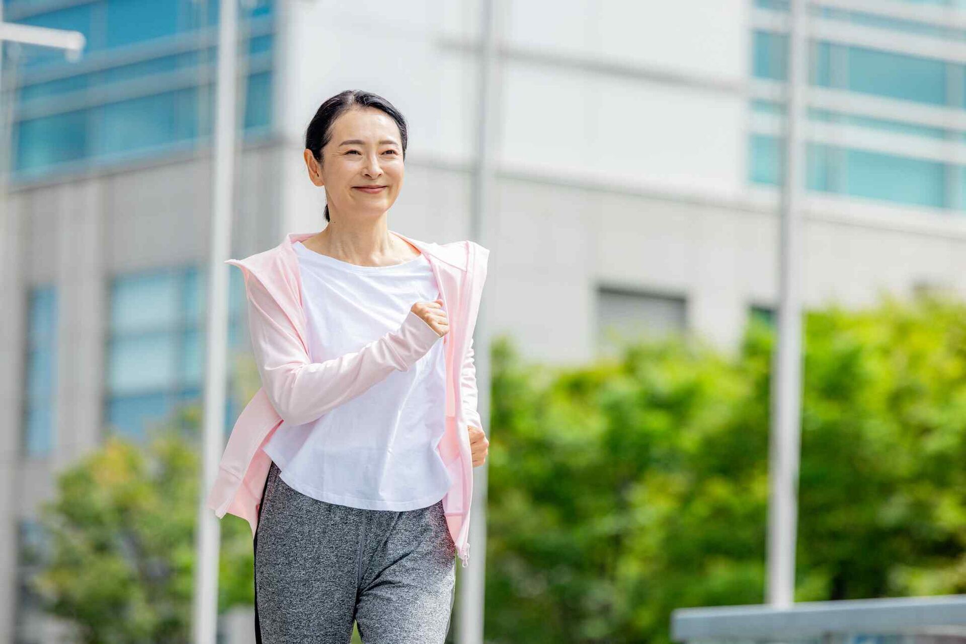 運動なし